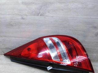 fonar-zadnii-pravyi-hyundai-i30-i-xetcbek-art-44074