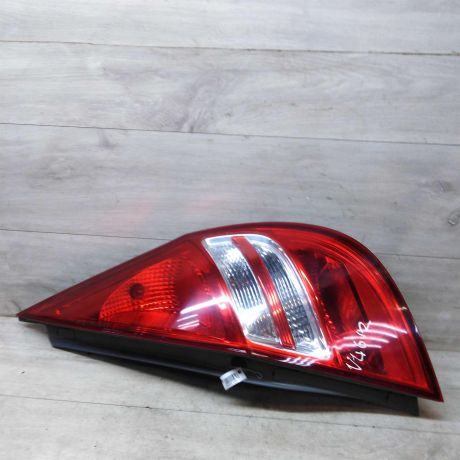 fonar-zadnii-pravyi-hyundai-i30-i-xetcbek-art-44074-big-0