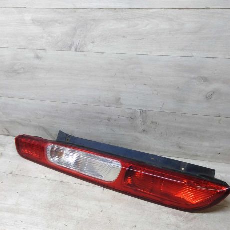 fonar-zadnii-levyi-xetcbek-ford-focus-2-do-rest-art-44433-big-0