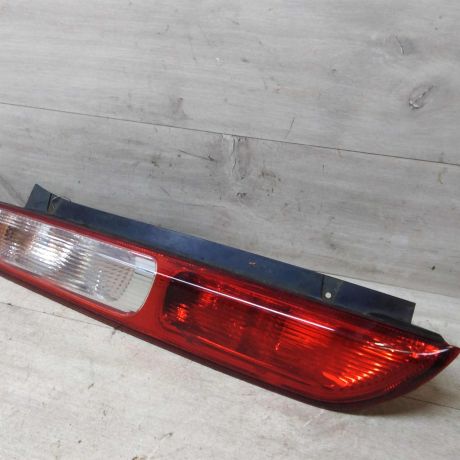 fonar-zadnii-levyi-xetcbek-ford-focus-2-do-rest-art-44433-big-3