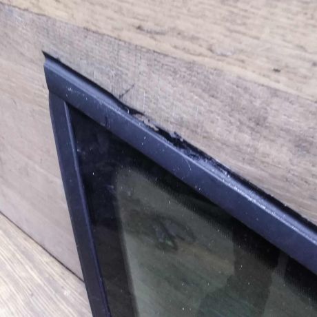 steklo-gluxoe-fortocka-zadniaia-levaia-ford-focus-3-rest-17gv-universal-art-44472-big-1