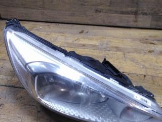 fara-pravaia-ford-focus-3-rest-17gv-defekt-art-44558