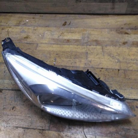 fara-pravaia-ford-focus-3-rest-17gv-defekt-art-44558-big-1