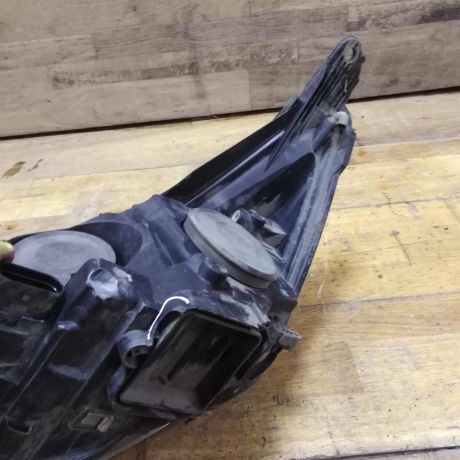 fara-pravaia-ford-focus-3-rest-17gv-defekt-art-44558-big-7