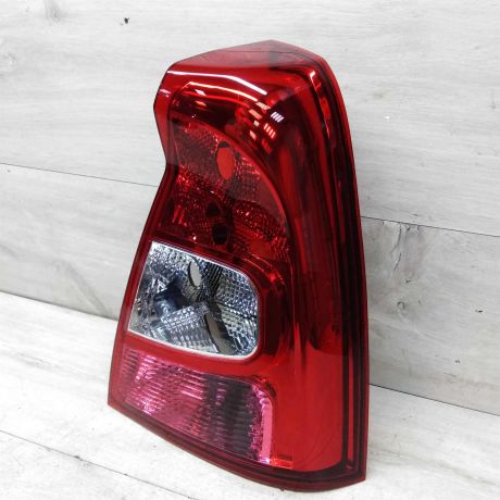 fonar-zadnii-pravyi-renault-logan-12-gv-art-45983-big-1