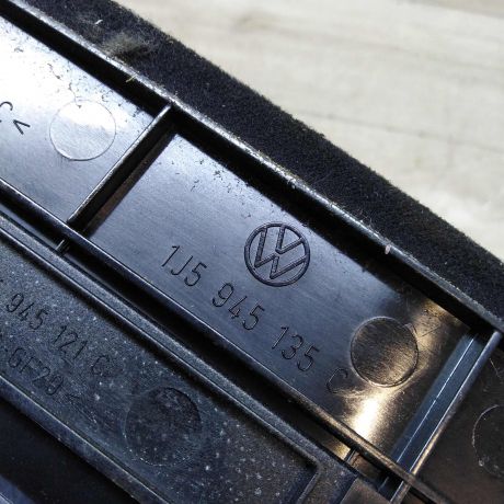 fonar-dopolnitelnyi-stop-signal-volkswagen-jetta-4-art-46168-big-3