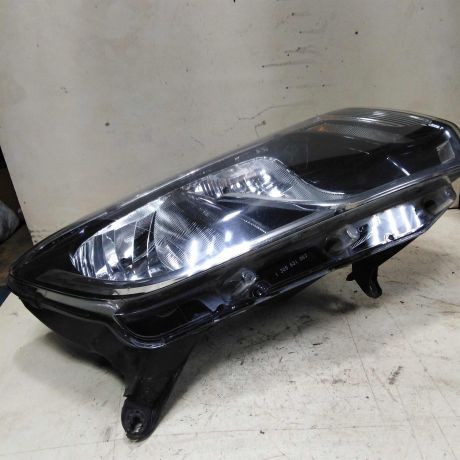 fara-pravaia-renault-sandero-ii-stepway-15gv-art-46715-big-8