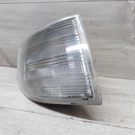ukazatel-povorota-mercedes-vito-w638-pravyi-rest-art-47546-big-1