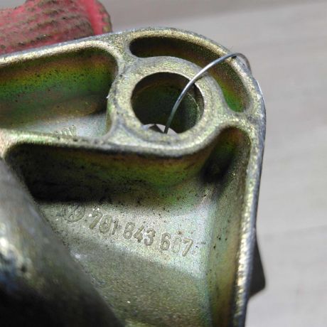 ogranicitel-dveri-volkswagen-transporter-t4-art-47587-big-2