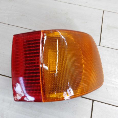fonar-zadnii-pravyi-naruznyi-v-krylo-audi-100-c4-sedan-art-47648-big-0