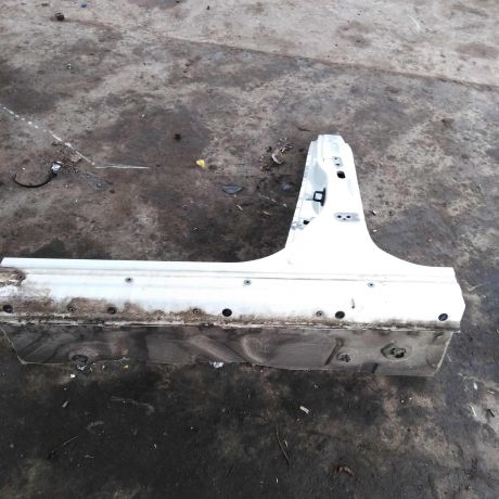 porog-levyi-levaia-stoika-nissan-almera-iii-g15-art-47695-big-2