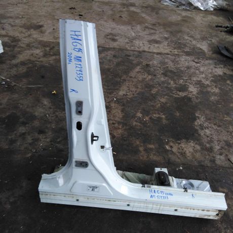 porog-pravyi-stoika-nissan-almera-iii-g15-art-47798-big-0