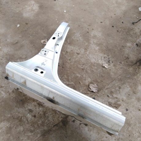 porog-pravyi-stoika-lada-largus-art-47948-big-2