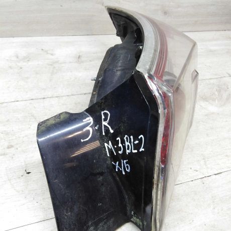 fonar-zadnii-pravyi-mazda-3-bl-xetcbek-art-48506-big-2