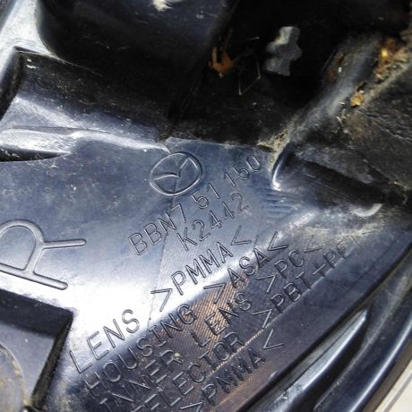 fonar-zadnii-pravyi-mazda-3-bl-xetcbek-art-48506-big-4