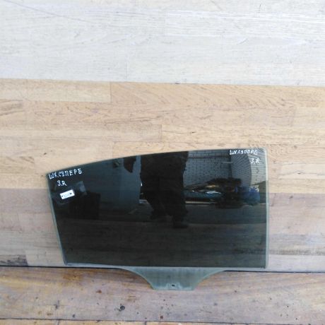 steklo-dveri-zadnee-pravoe-skoda-superb-i-rest-art-48561-big-0