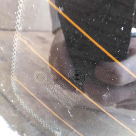 steklo-zadnee-s-podogrevom-bmw-e39-sedan-art-48807-big-1