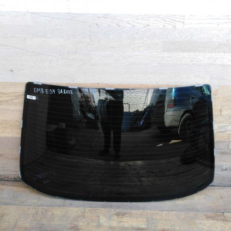 steklo-zadnee-s-podogrevom-bmw-e34-sedan-art-48832-big-0