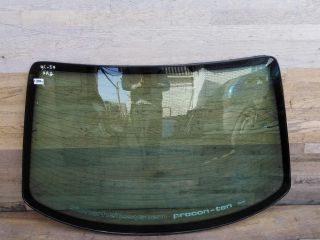 steklo-zadnee-audi-100-c4-sedan-art-48861