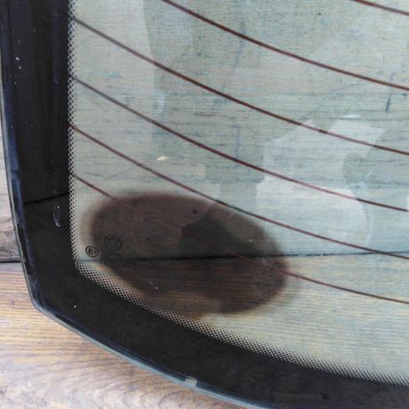 steklo-zadnee-bmw-e34-art-48889-big-3