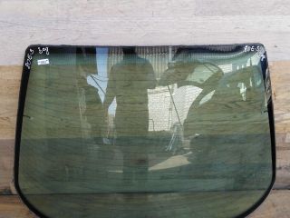 steklo-zadnee-audi-80-b3-sedan-art-48928