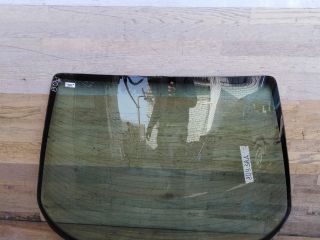 steklo-zadnee-audi-80-b3-sedan-art-48952