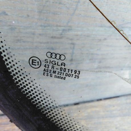 steklo-zadnee-audi-80-b3-sedan-art-48952-big-3