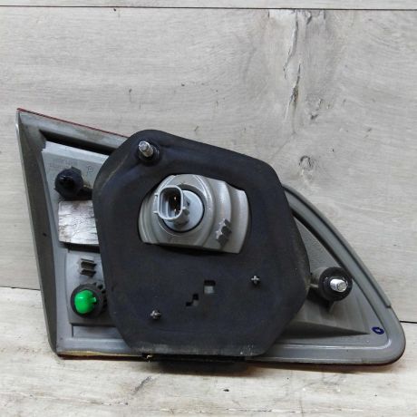 fonar-zadnii-pravaia-v-krysku-bagaznika-nissan-almera-iii-g15-art-48976-big-3