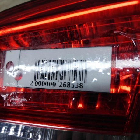 fonar-zadnii-pravaia-v-krysku-bagaznika-nissan-almera-iii-g15-art-48976-big-1