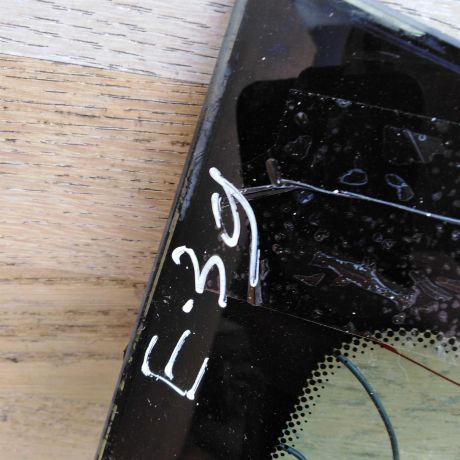 steklo-zadnee-sedan-bmw-e39-defekt-art-49014-big-3