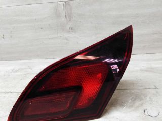 fonar-zadnii-pravyi-opel-astra-j-na-krysku-bagaznika-art-49079