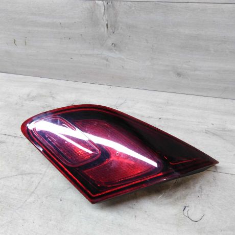 fonar-zadnii-pravyi-opel-astra-j-na-krysku-bagaznika-art-49079-big-1