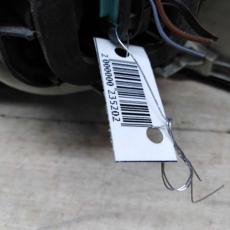 fonar-zadnii-levyi-volkswagen-golf-5-art-49080-big-4