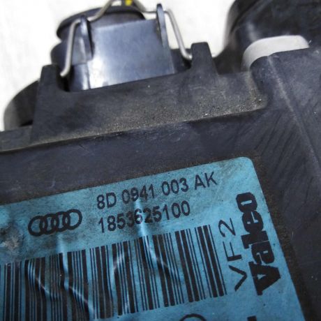 fara-levaia-audi-a4-b5-rest-defekt-art-49504-big-4