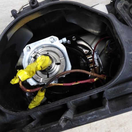 fara-levaia-audi-a4-b5-rest-defekt-art-49504-big-6