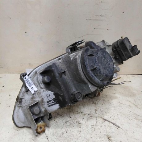 fara-pravaia-renault-scenic-1-do-rest-art-49641-big-1