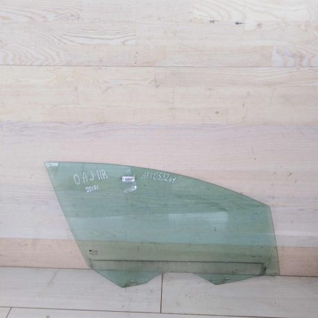 steklo-dveri-perednee-pravoe-opel-astra-j-xetcbek-art-49795-big-0