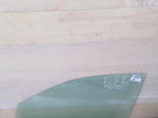 steklo-dveri-perednee-levoe-volkswagen-jetta-5-art-49833