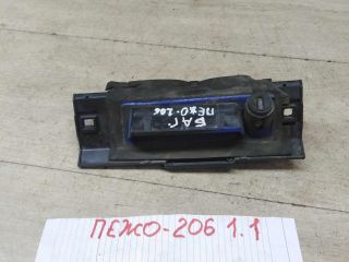 rucka-kryski-bagaznika-peugeot-206-art-50653