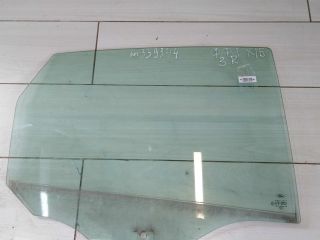 steklo-dveri-zadnee-pravoe-ford-focus-1-xetcbek-art-51329