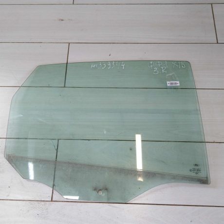 steklo-dveri-zadnee-pravoe-ford-focus-1-xetcbek-art-51329-big-0