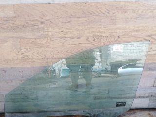 steklo-dveri-perednee-levoe-audi-a6-c5-art-51606