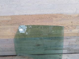 steklo-dveri-zadnee-pravoe-renault-scenic-2-korotkaia-baza-art-51962