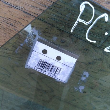 steklo-dveri-zadnee-pravoe-renault-scenic-2-korotkaia-baza-art-51962-big-1