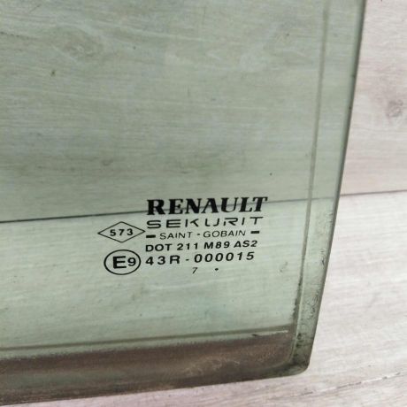 steklo-gluxoe-zadnee-pravaia-fortocka-renault-megane-2-xetcbek-art-52238-big-2