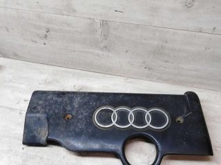 kryska-dvigatelia-dekorativnaia-levaia-audi-a8-d2-art-24618