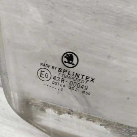 steklo-dveri-zadnee-pravoe-liftback-skoda-octavia-tour-do-rest-art-53168-big-1