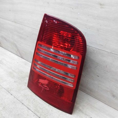 fonar-zadnii-pravyi-skoda-octavia-tour-universal-rest-art-53229-big-1