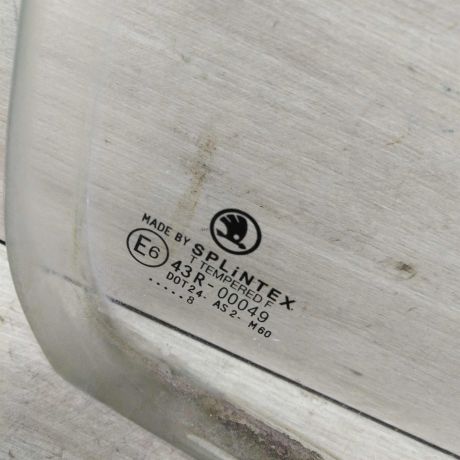 steklo-gluxoe-zadnee-pravoe-fortocka-liftbek-skoda-octavia-tour-do-rest-art-53504-big-1