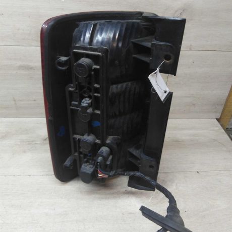 fonar-zadnii-pravyi-volkswagen-caddy-05gv-art-53667-big-4